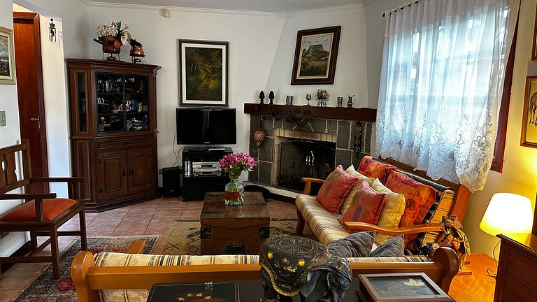 Refúgio Monte Belo nas montanhas