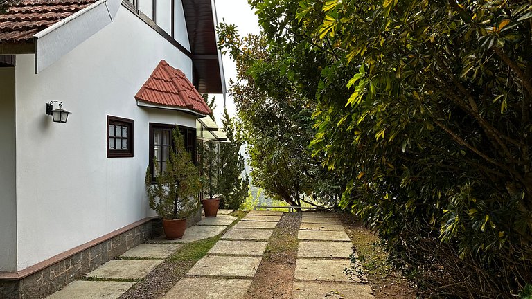 Refúgio Monte Belo nas montanhas