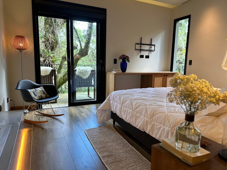 Casa Manacá, moderno meio à natureza